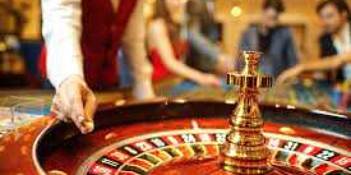 Bí Mật Hấp Dẫn Của Các Chuyên Gia Casino Trực Tuyến