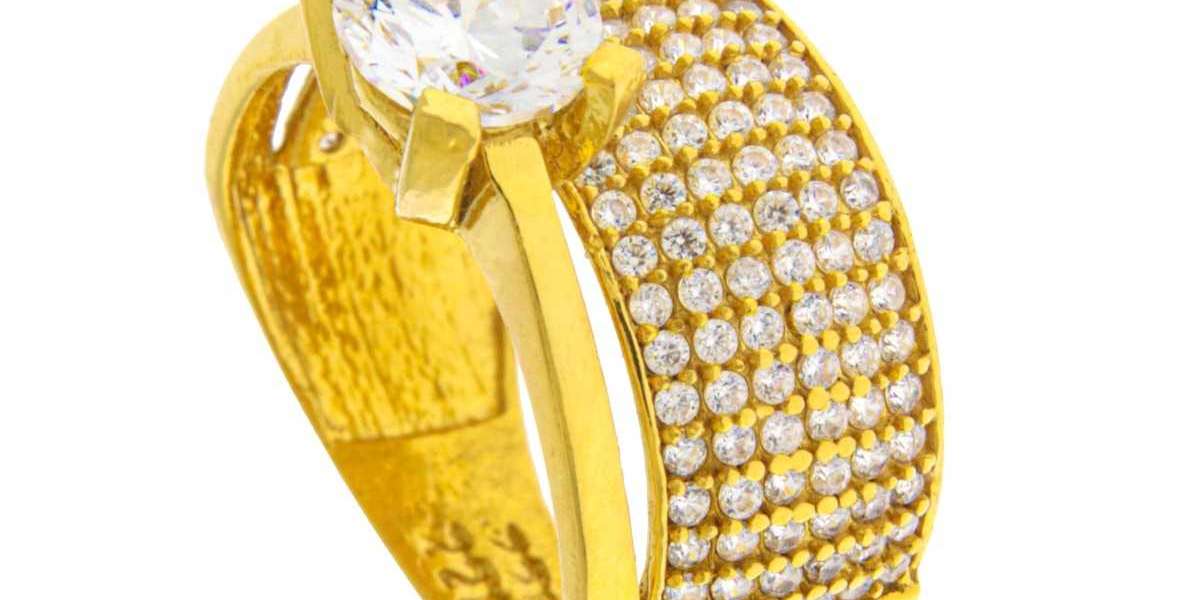 Indian Gold Engagement Rings: Tradition, Elegance, and Symbolism